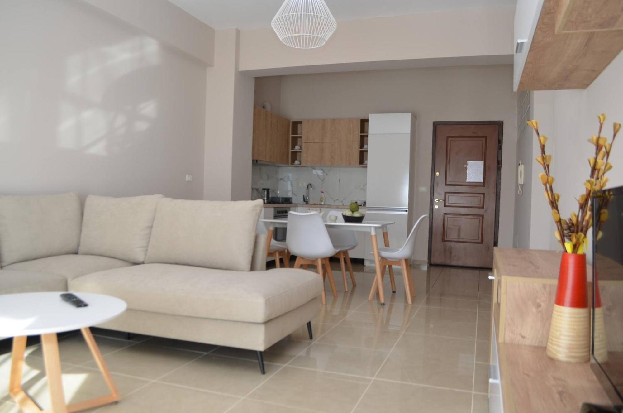 Saint Tropez Apartment Sarandë Exterior foto